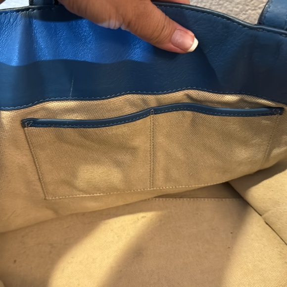 McM Open Tote Bag in Blue - Picture 10 of 12